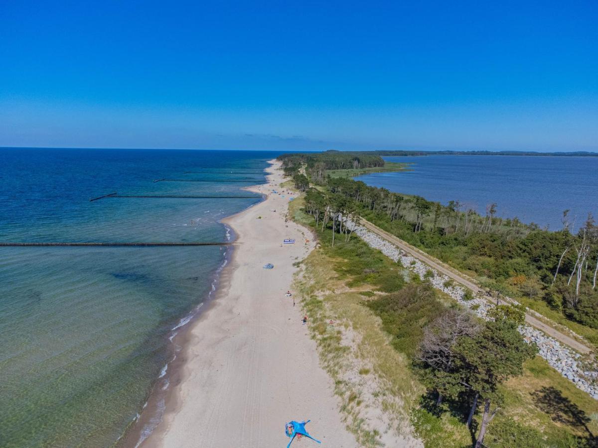 Отель Nalu Glamp Дарлово Экстерьер фото